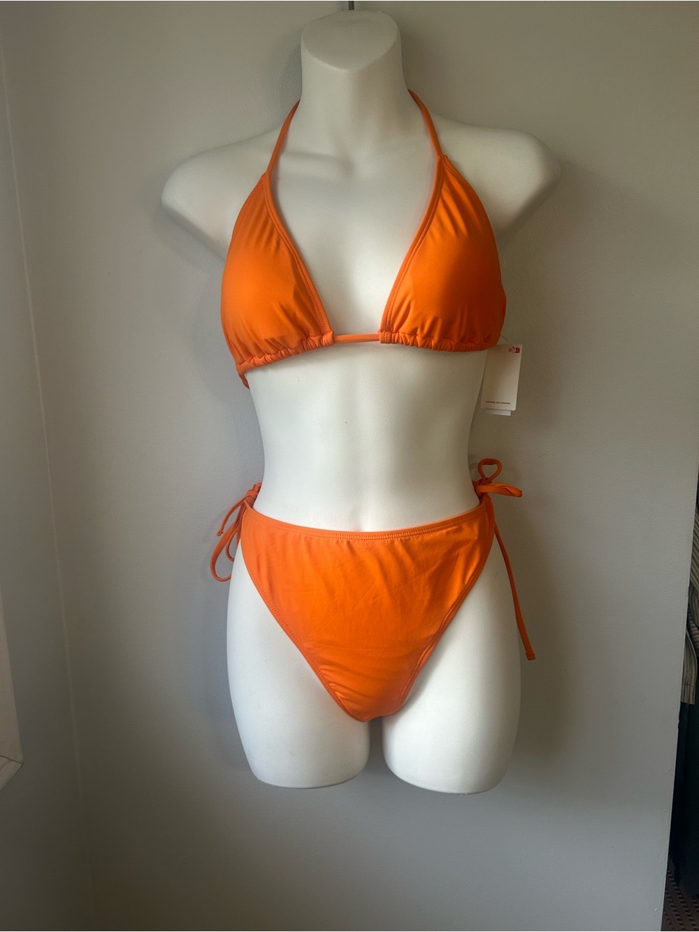 NEW Roxy Women’s Orange Triangle String Bikini - Picture 2 of 7